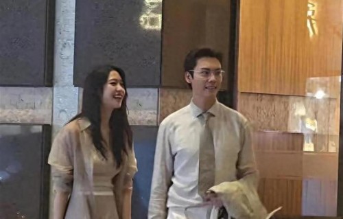 偶遇陈伟霆拍戏，女主向涵之好美啊，白的发光，大长腿太美了