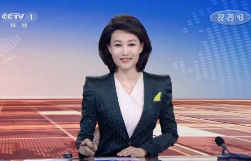 李梓萌回归央视新闻直播舞台，又看到她亲切的笑容