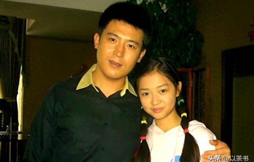 原来她是孙涛的女儿，今年上大一成绩优异，正面照曝光长得很漂亮 