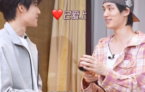 对比以往的水上活动，时代少年团在最新VLOG中展现了哪些成长和不同？