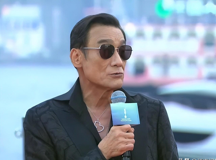 打开网易新闻 查看精彩图片